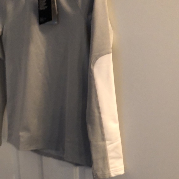 Boys gray and white long sleeve shirt - Picture 3 of 7